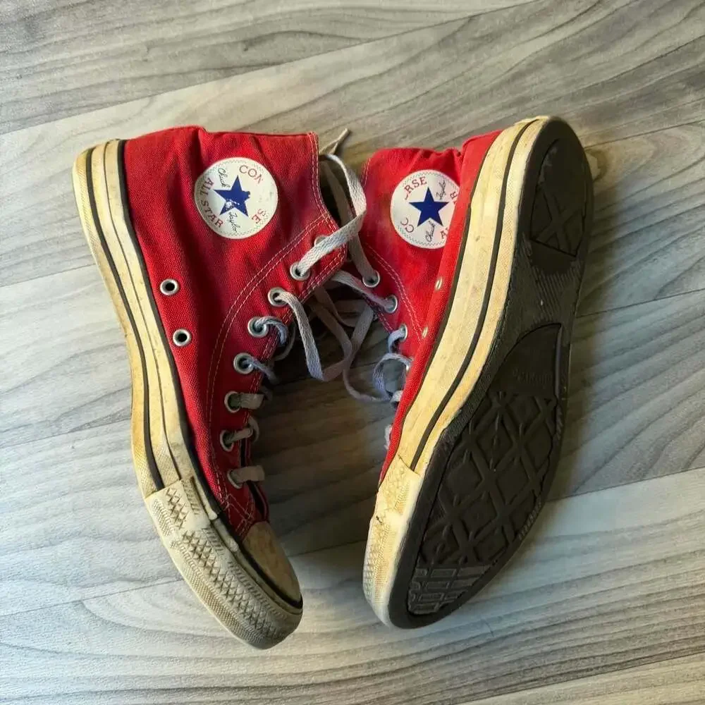 Vintage Y2K Converse Chuck Taylor All Star Red High Top Sneakers